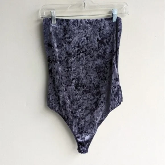 Crushed velvet strapless tube bodysuit - Picture 1 of 4